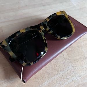 Ladies sunglasses